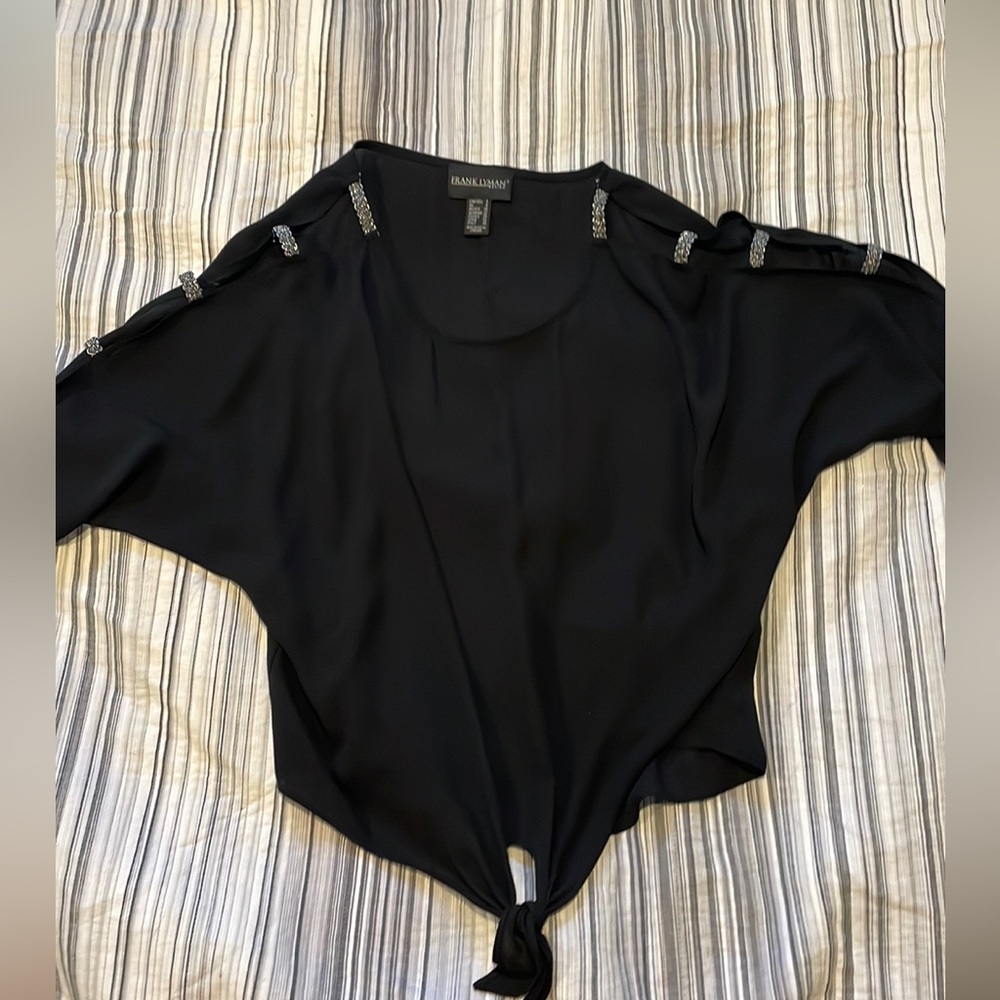 Frank Lyman dressy black blouse